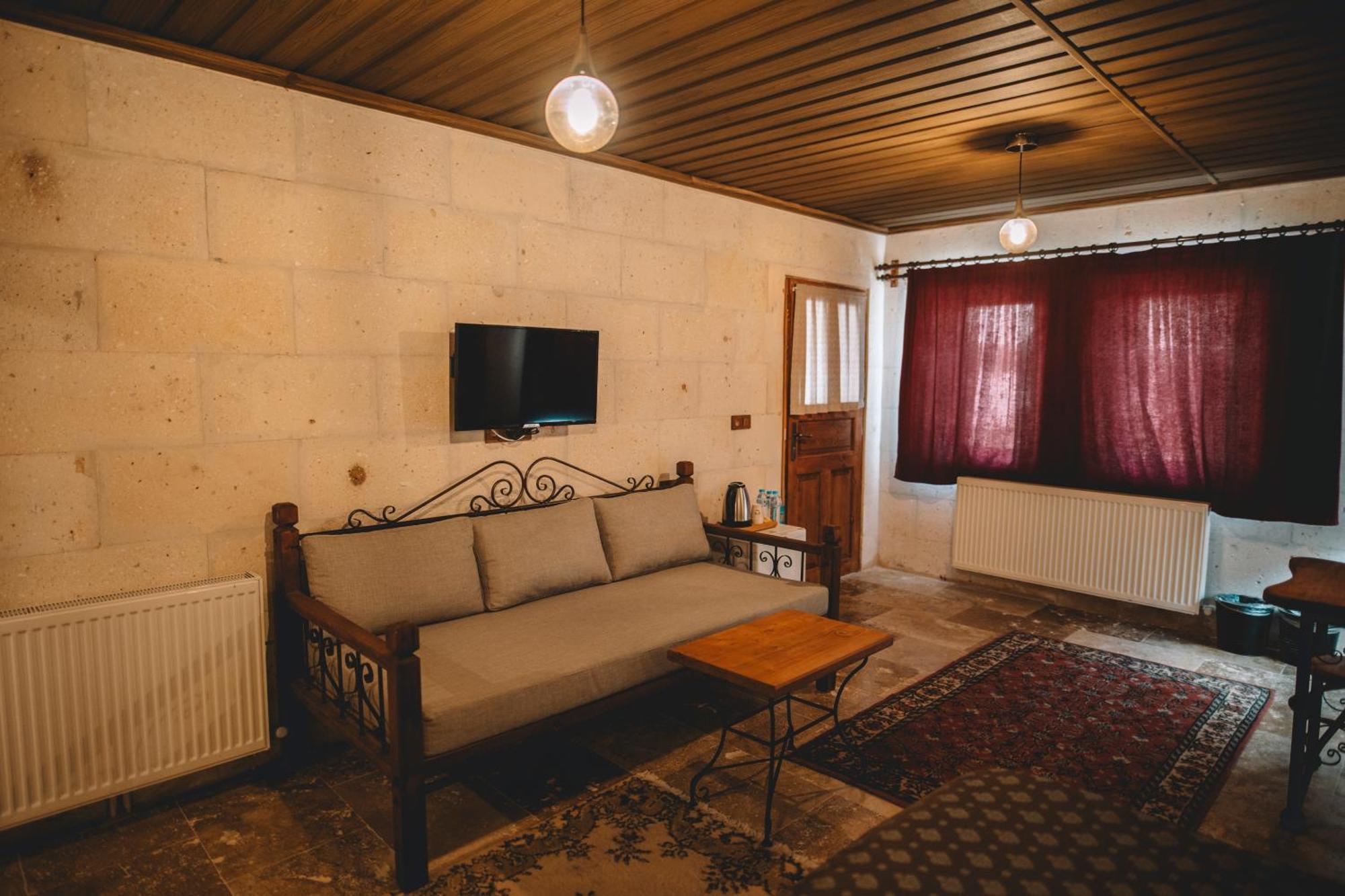 格雷梅Cavusin Cave House-Cappadocia住宿加早餐旅馆 外观 照片